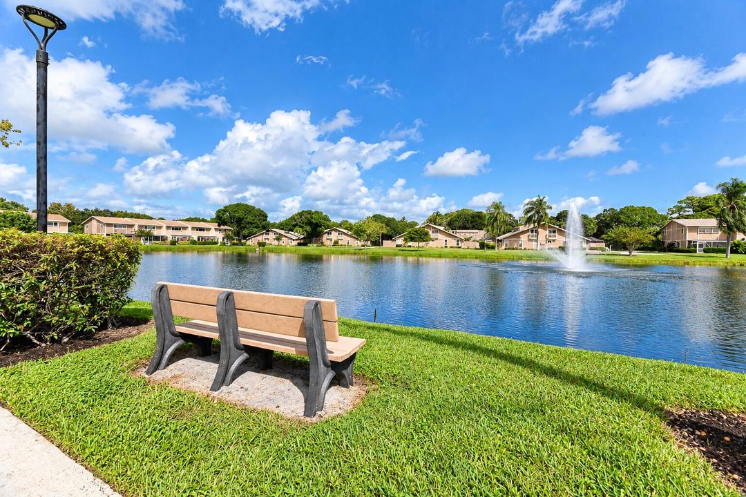 232 Maplecrest Cir-Jupiter, FL, United S