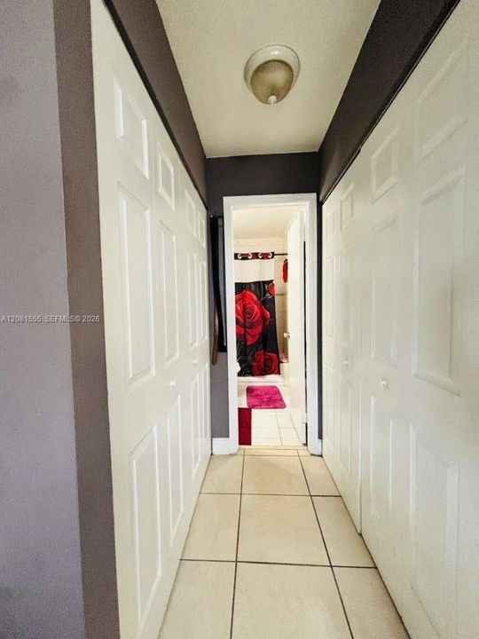 En Venta: $280,000 (2 camas, 1 baños, 948 Pies cuadrados)