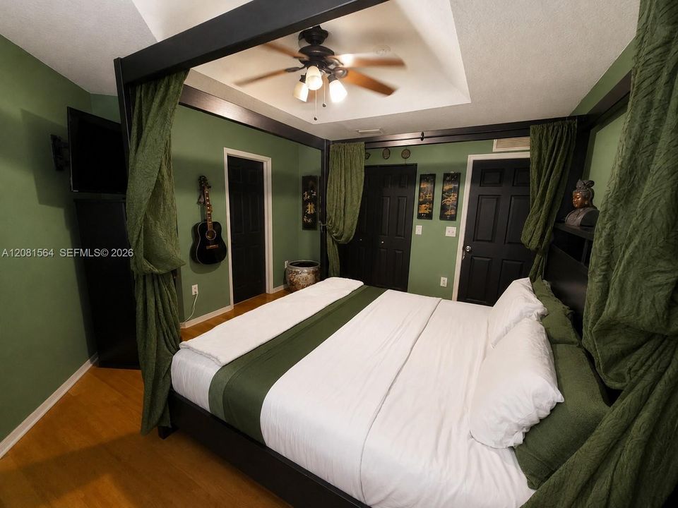 En Venta: $325,000 (3 camas, 2 baños, 1519 Pies cuadrados)