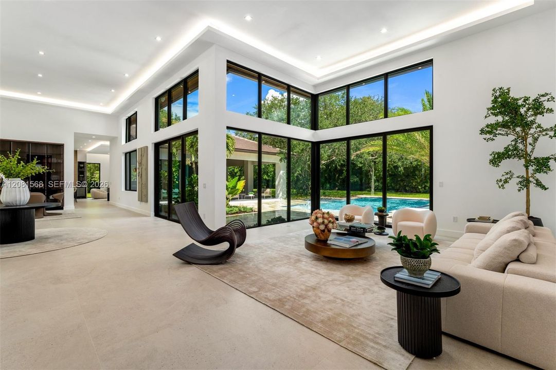 For Sale: $5,995,000 (6 beds, 7 baths, 5696 Square Feet)