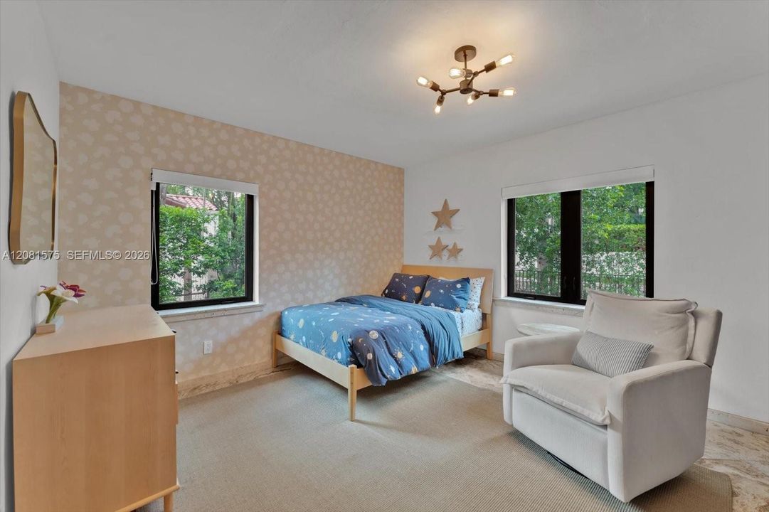 En Venta: $1,459,000 (3 camas, 2 baños, 1882 Pies cuadrados)