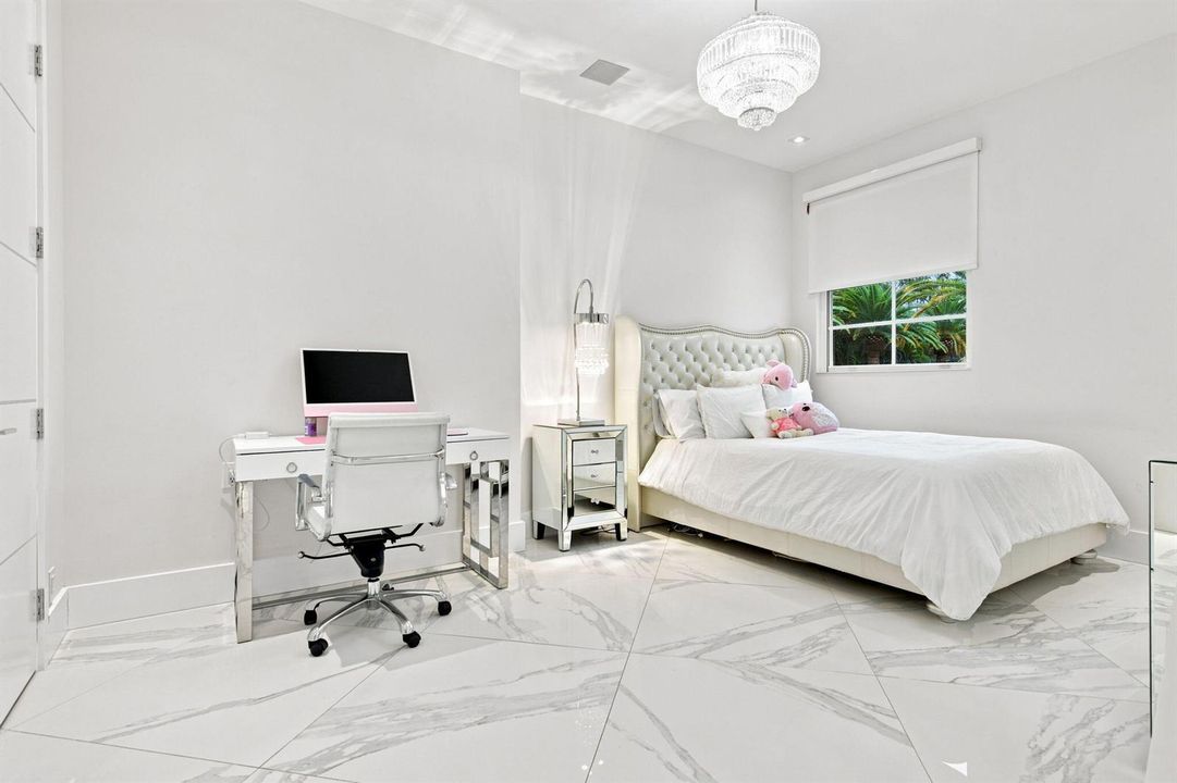 Secondary Bedrooms (5)
