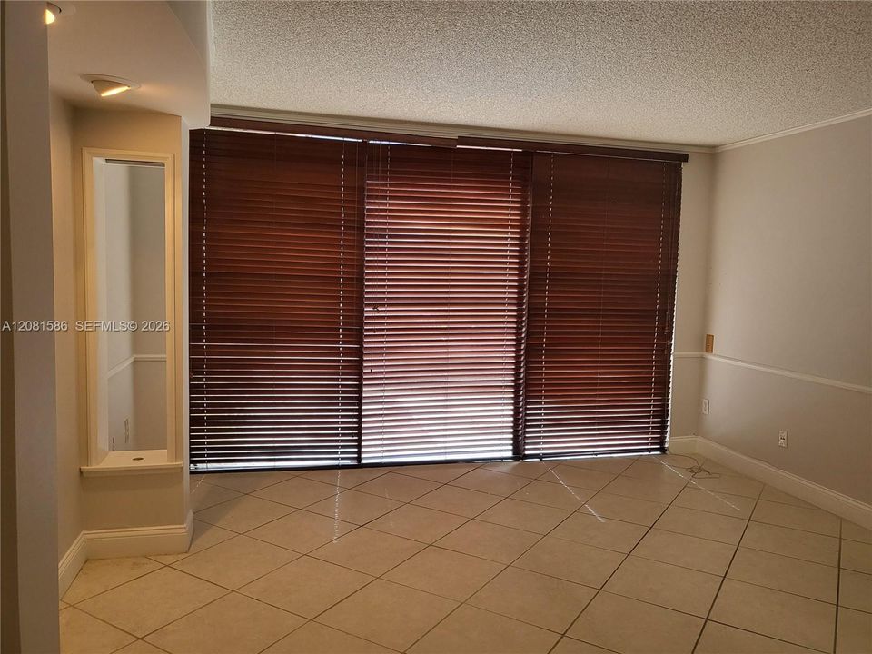 В аренду: $3,200 (2 спален, 2 ванн, 1470 Квадратных фут)