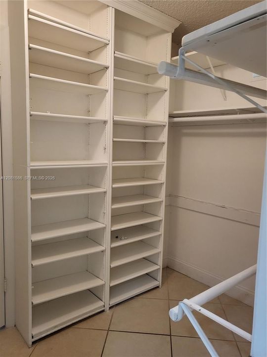 В аренду: $3,200 (2 спален, 2 ванн, 1470 Квадратных фут)