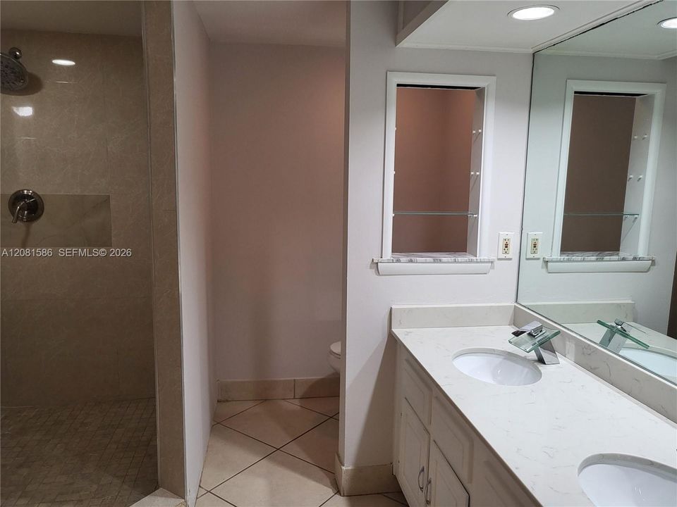 В аренду: $3,200 (2 спален, 2 ванн, 1470 Квадратных фут)