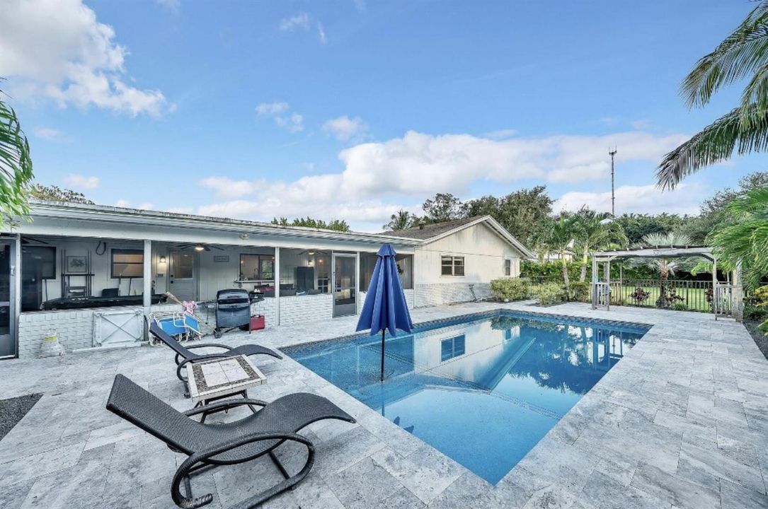 Pool 2