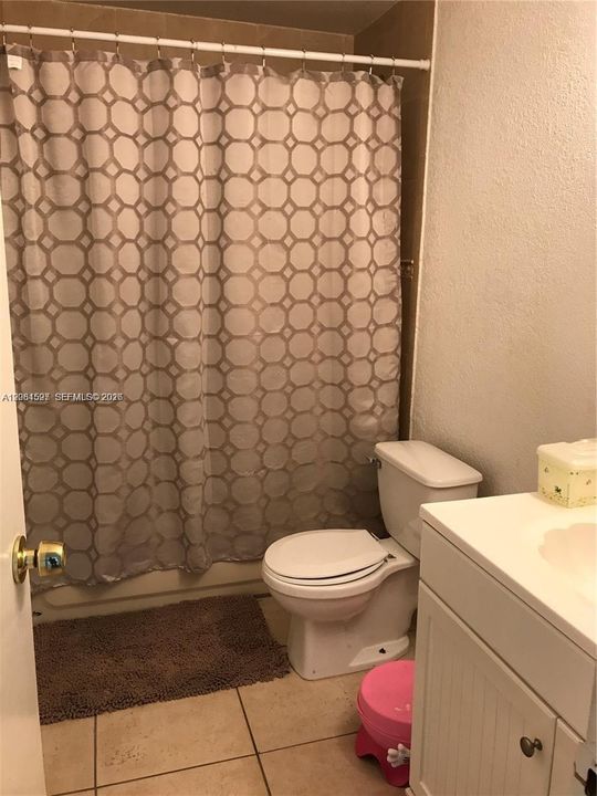 For Sale: $238,000 (2 beds, 2 baths, 960 Square Feet)