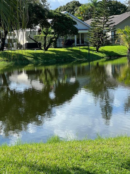 For Rent: $4,100 (3 beds, 2 baths, 1362 Square Feet)