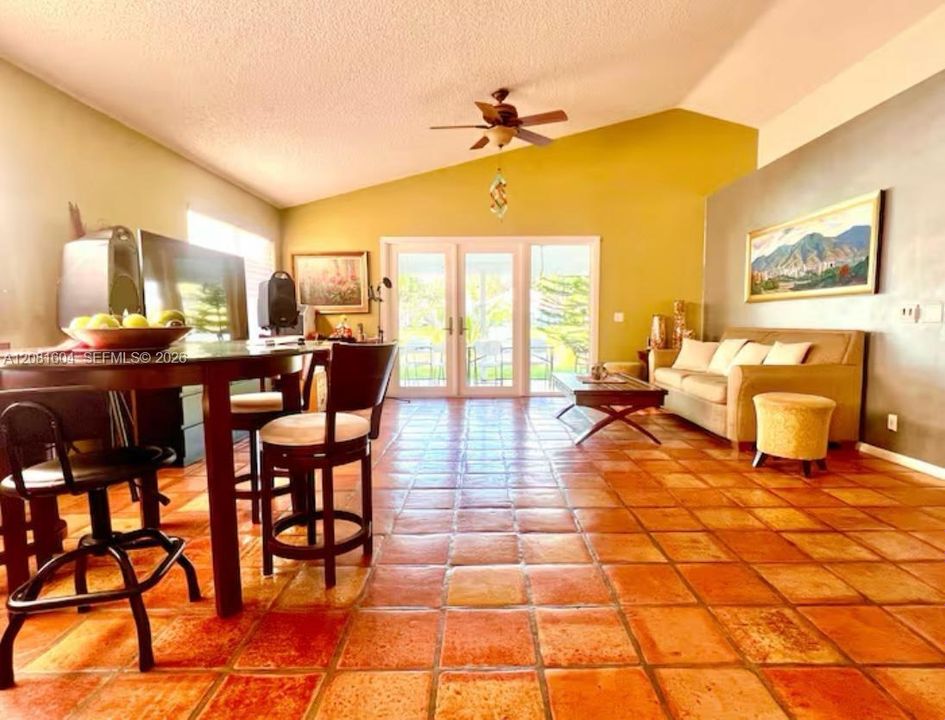 For Rent: $4,100 (3 beds, 2 baths, 1362 Square Feet)