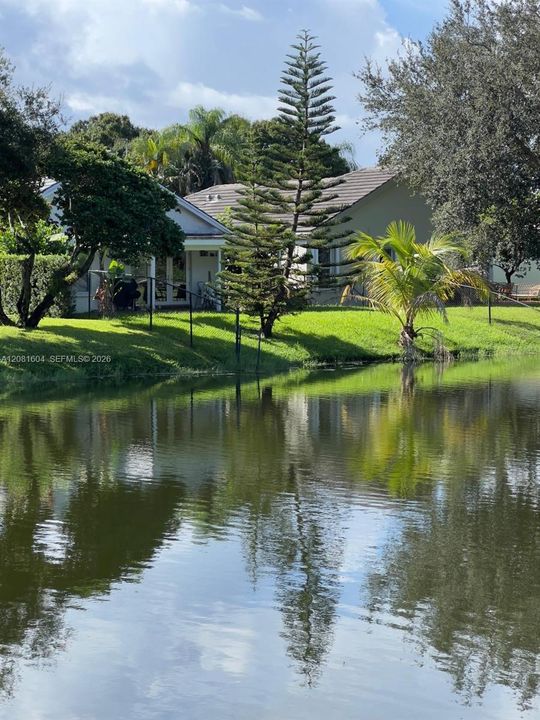 For Rent: $4,100 (3 beds, 2 baths, 1362 Square Feet)