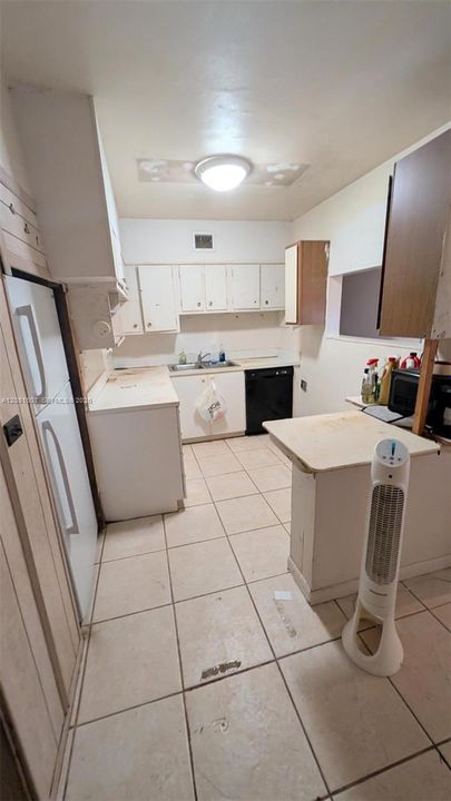 For Sale: $495,000 (3 beds, 1 baths, 1235 Square Feet)