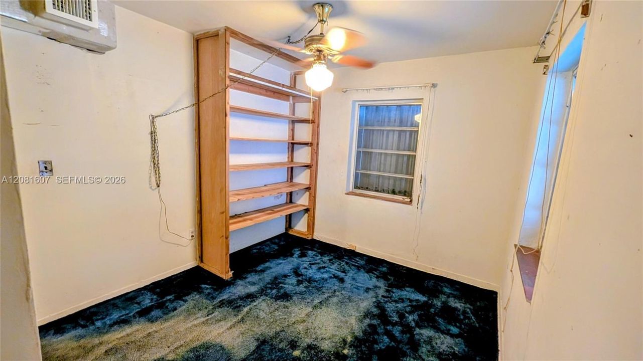 For Sale: $495,000 (3 beds, 1 baths, 1235 Square Feet)