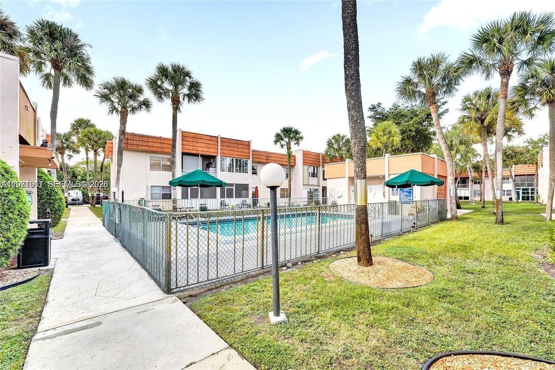 En Venta: $199,900 (2 camas, 2 baños, 1100 Pies cuadrados)