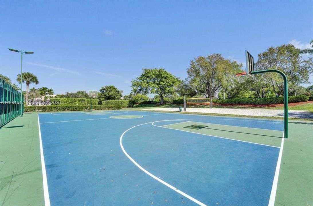 En Venta: $758,000 (4 camas, 3 baños, 2054 Pies cuadrados)