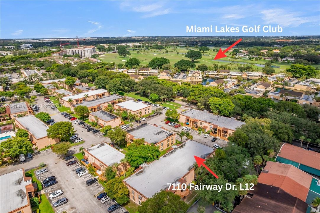 For Sale: $179,900 (1 beds, 1 baths, 672 Square Feet)