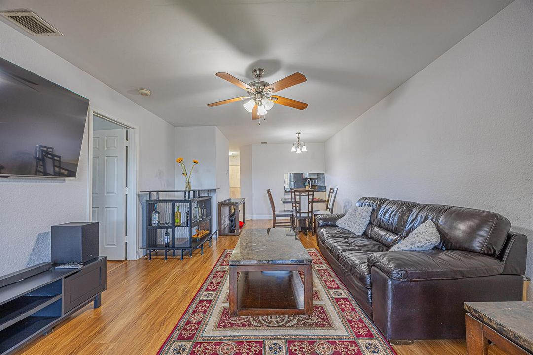 153A0081-HDR