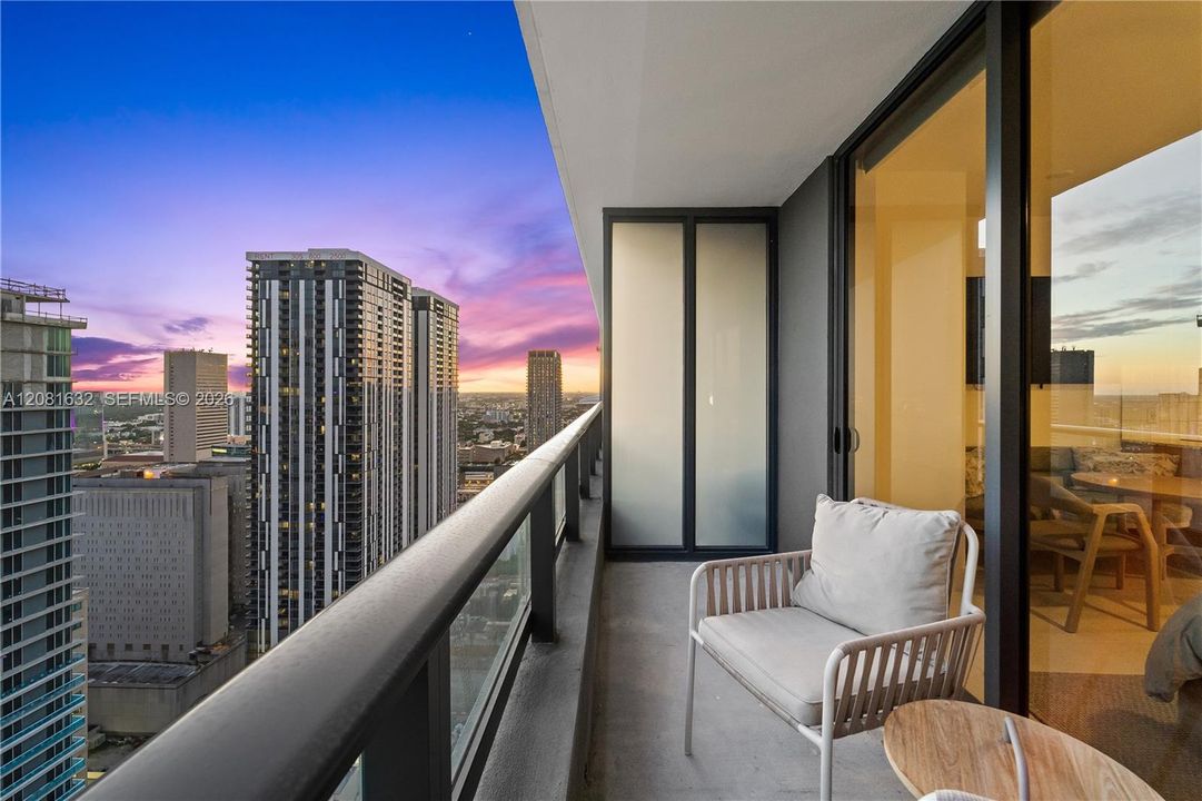 En Venta: $405,000 (0 camas, 1 baños, 367 Pies cuadrados)