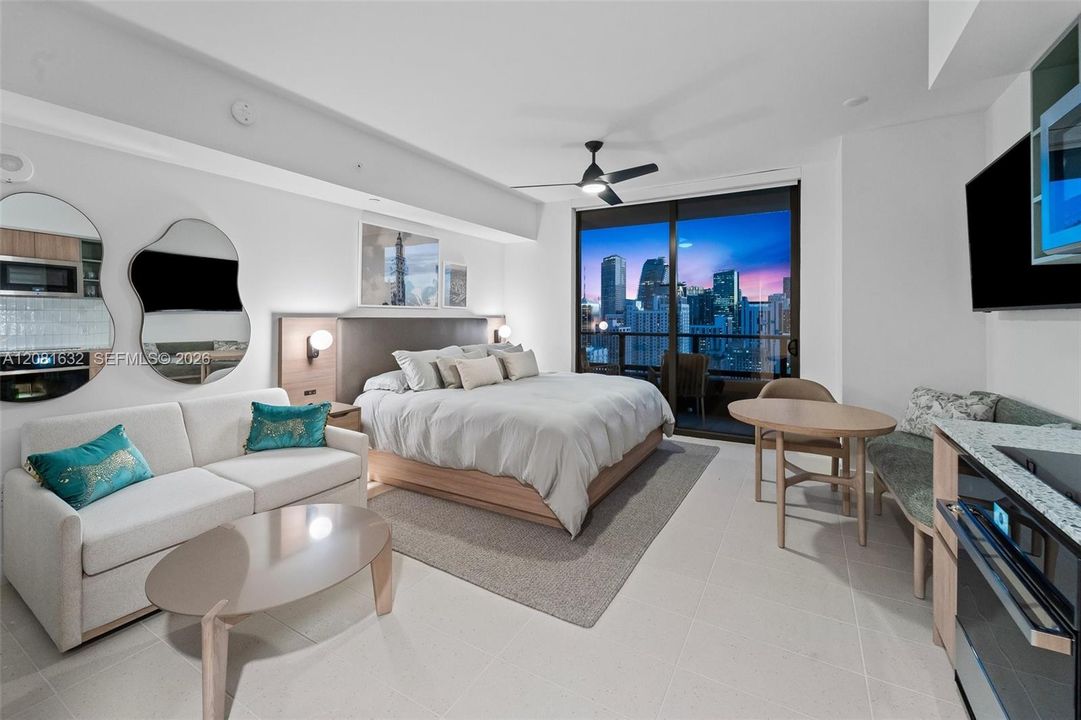En Venta: $405,000 (0 camas, 1 baños, 367 Pies cuadrados)