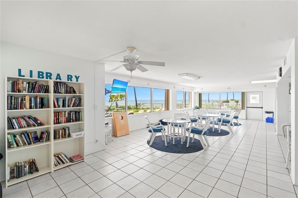 COMMUNITY ROOM
