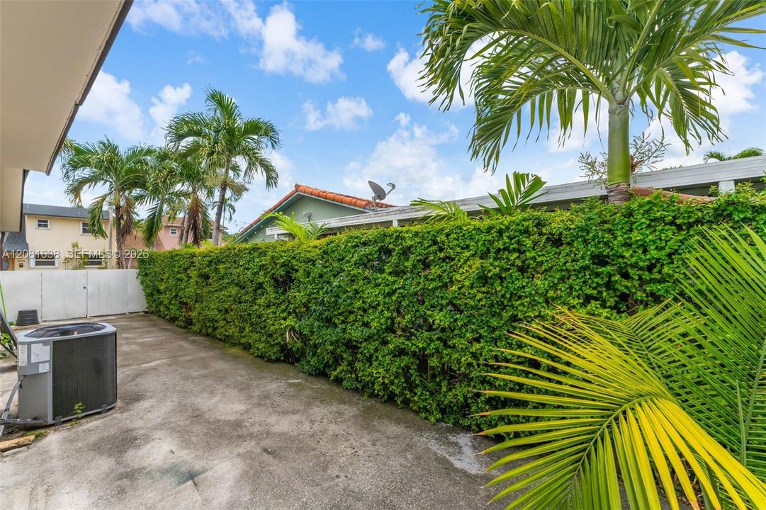 En Venta: $459,900 (3 camas, 2 baños, 840 Pies cuadrados)
