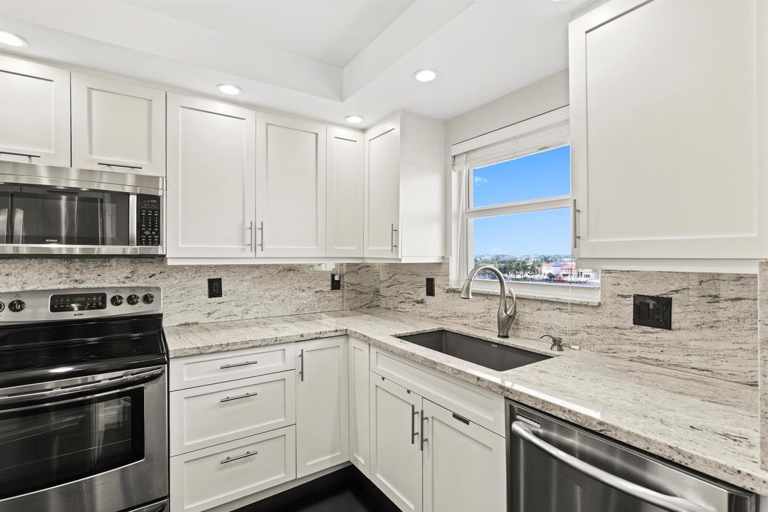 Beautifully Updated Kitchen