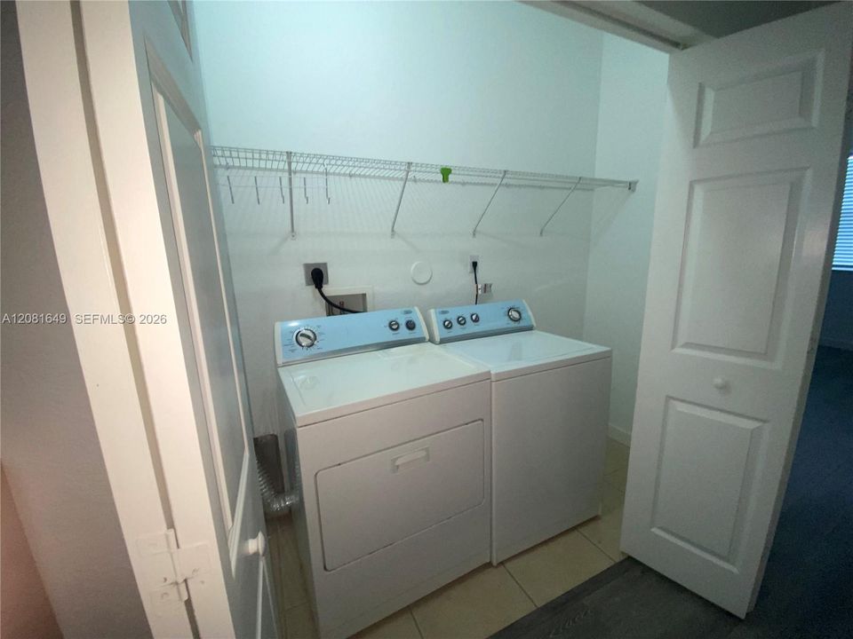 En Renta: $2,900 (3 camas, 2 baños, 1526 Pies cuadrados)