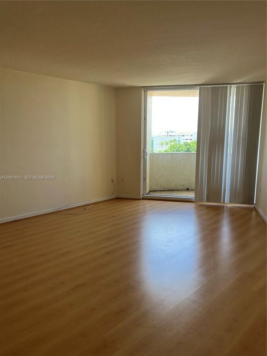 En Venta: $332,500 (1 camas, 1 baños, 860 Pies cuadrados)