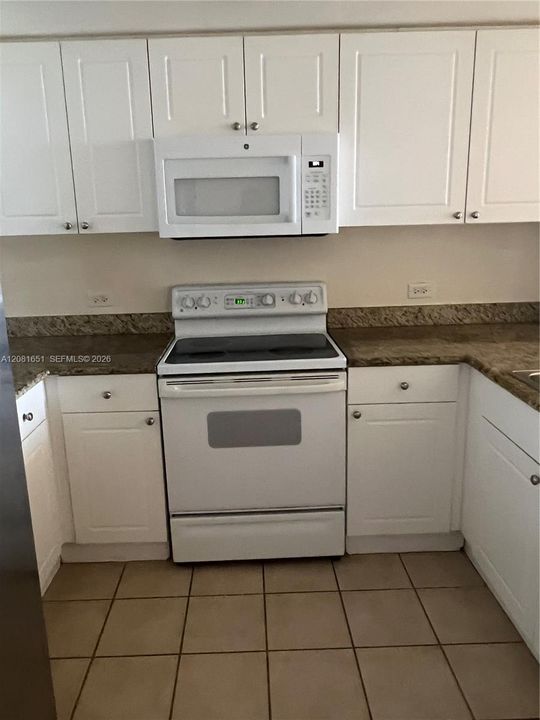 En Venta: $332,500 (1 camas, 1 baños, 860 Pies cuadrados)