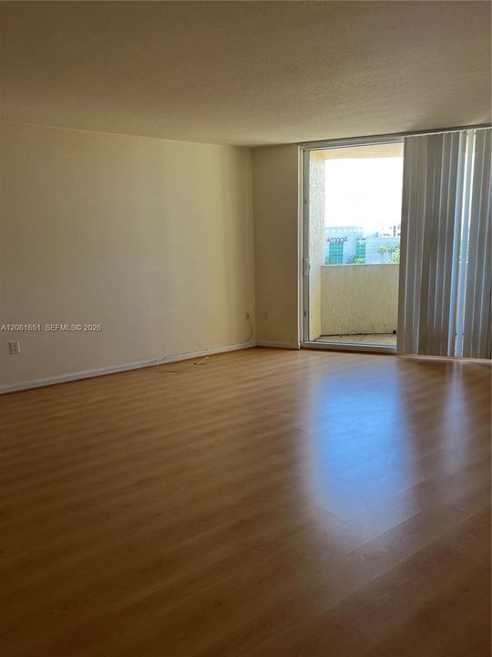 En Venta: $332,500 (1 camas, 1 baños, 860 Pies cuadrados)