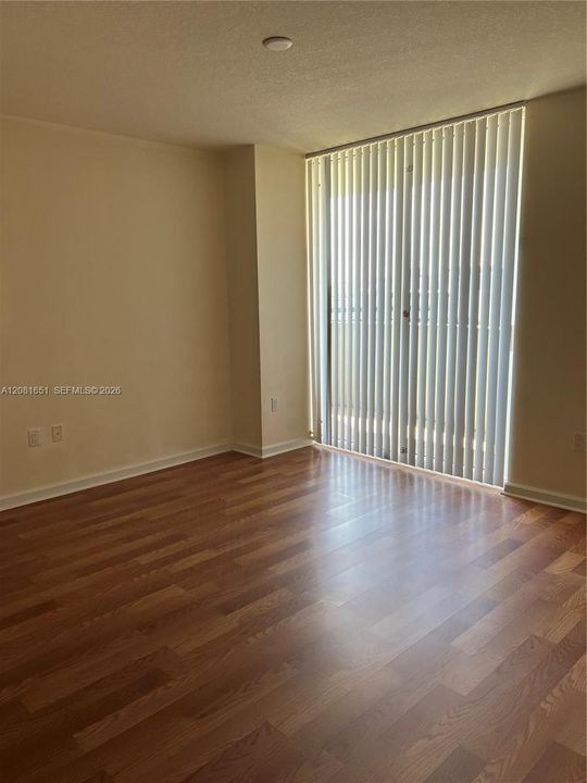 En Venta: $332,500 (1 camas, 1 baños, 860 Pies cuadrados)