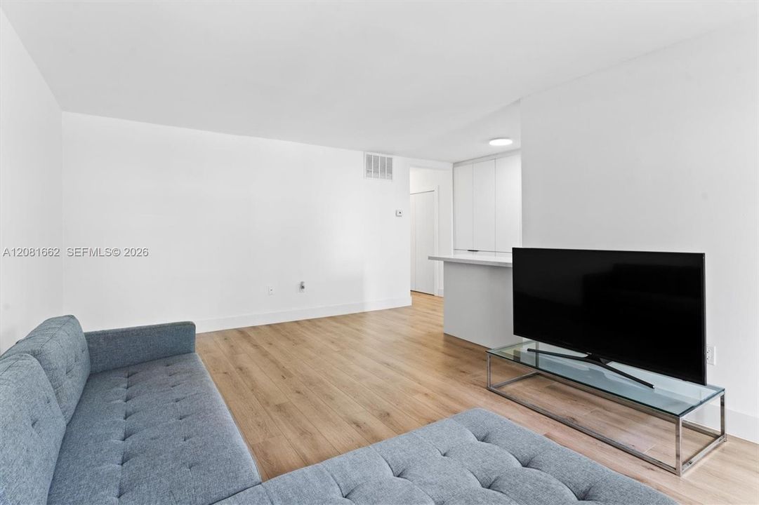 В аренду: $2,200 (1 спален, 1 ванн, 667 Квадратных фут)