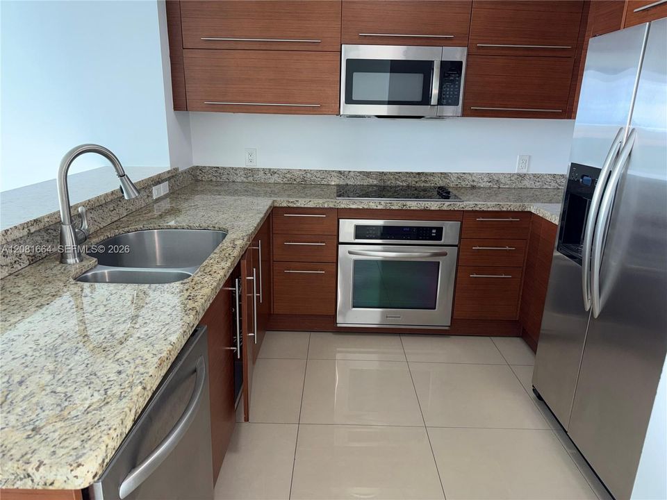 En Renta: $3,100 (2 camas, 2 baños, 1271 Pies cuadrados)