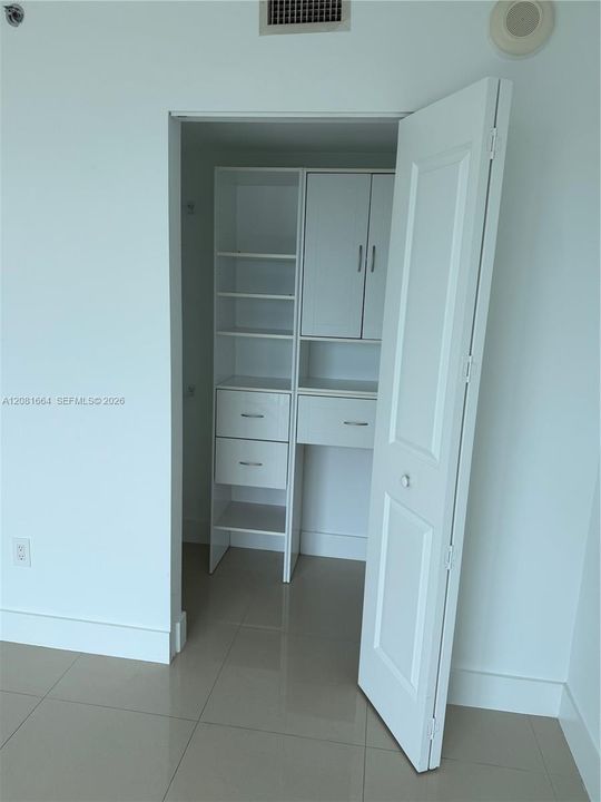 En Renta: $3,100 (2 camas, 2 baños, 1271 Pies cuadrados)