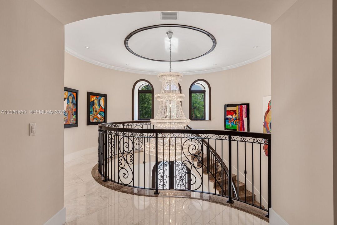 For Sale: $7,995,000 (5 beds, 6 baths, 9430 Square Feet)