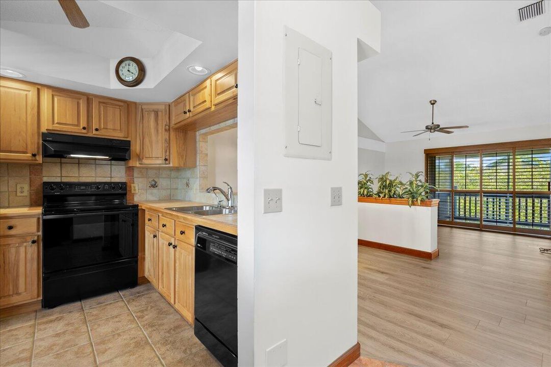 1481 NE 14th Court 7,