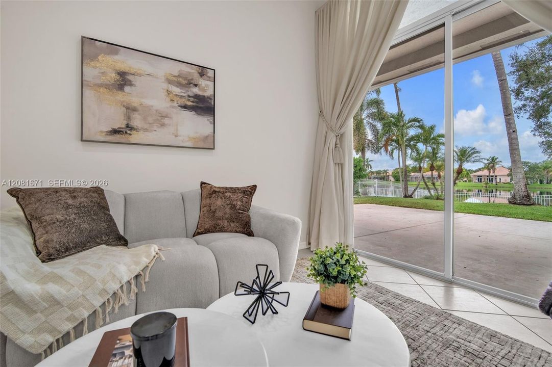 En Venta: $920,000 (4 camas, 3 baños, 2444 Pies cuadrados)