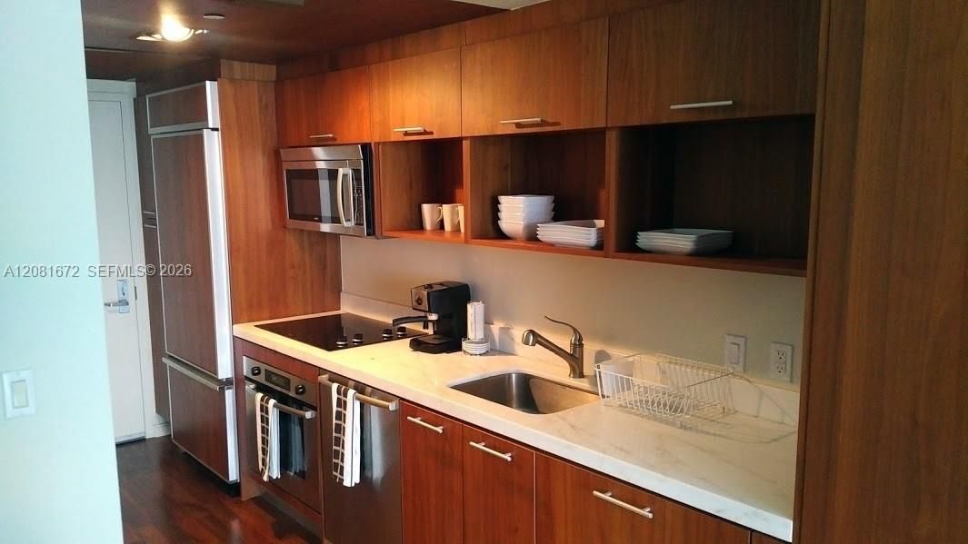 В аренду: $2,500 (0 спален, 1 ванн, 484 Квадратных фут)