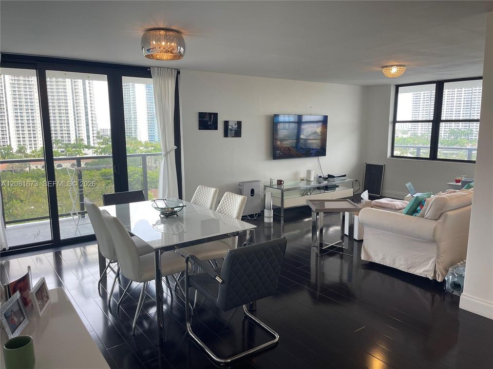 В аренду: $3,600 (3 спален, 2 ванн, 1610 Квадратных фут)