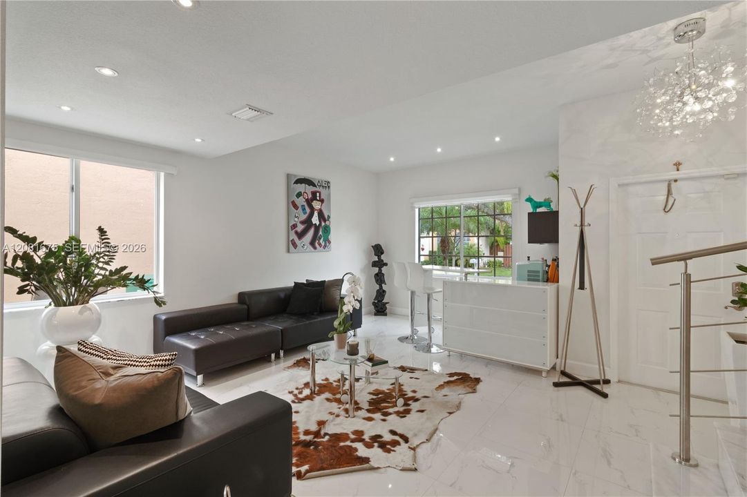 En Venta: $849,000 (3 camas, 2 baños, 1886 Pies cuadrados)