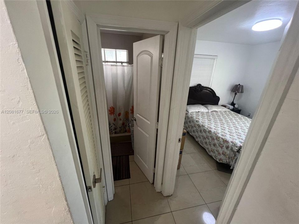 На продажу: $425,000 (3 спален, 1 ванн, 1014 Квадратных фут)