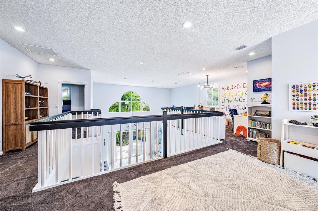 123 Augusta Ct-9