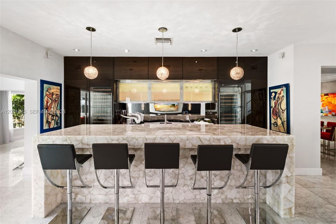 For Sale: $11,399,000 (0.32 acres)