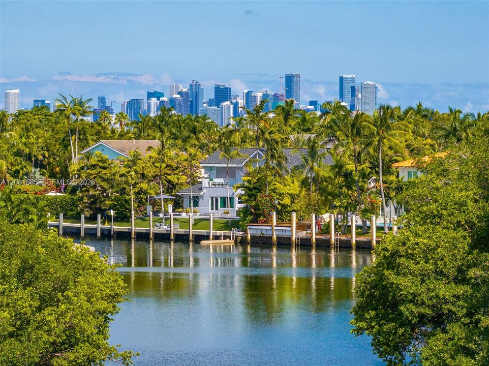 For Sale: $11,399,000 (0.32 acres)