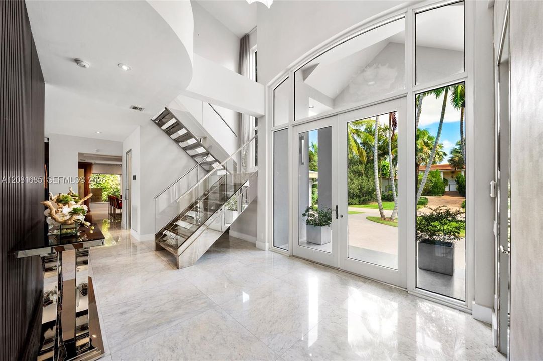 For Sale: $11,399,000 (0.32 acres)