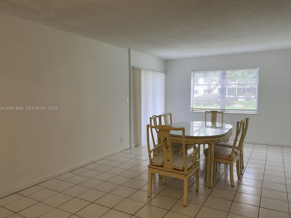 En Renta: $1,450 (1 camas, 1 baños, 720 Pies cuadrados)