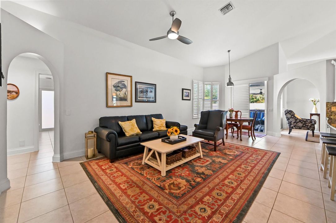 15 Living room 01