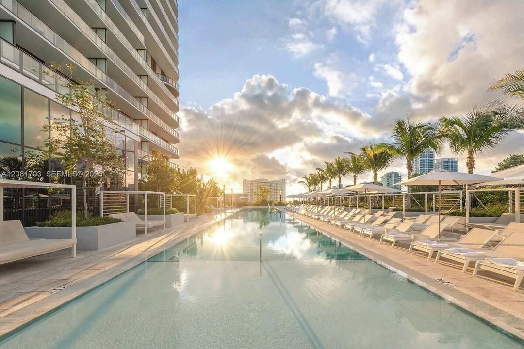 For Rent: $5,000 (1 beds, 1 baths, 435 Square Feet)