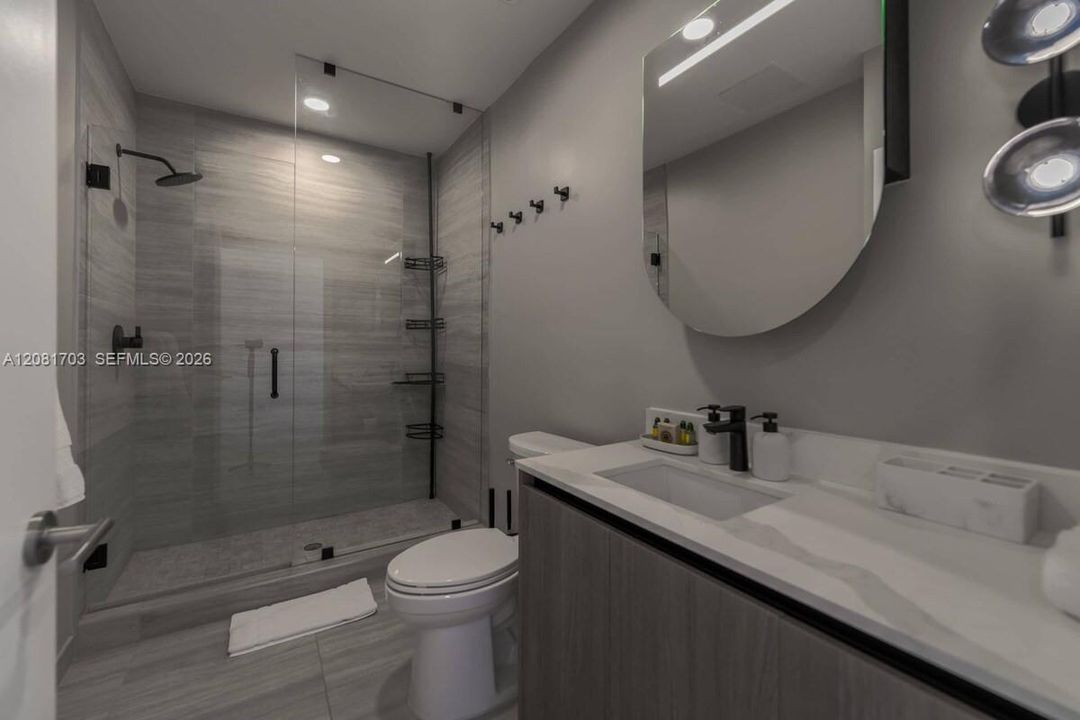 For Rent: $5,000 (1 beds, 1 baths, 435 Square Feet)