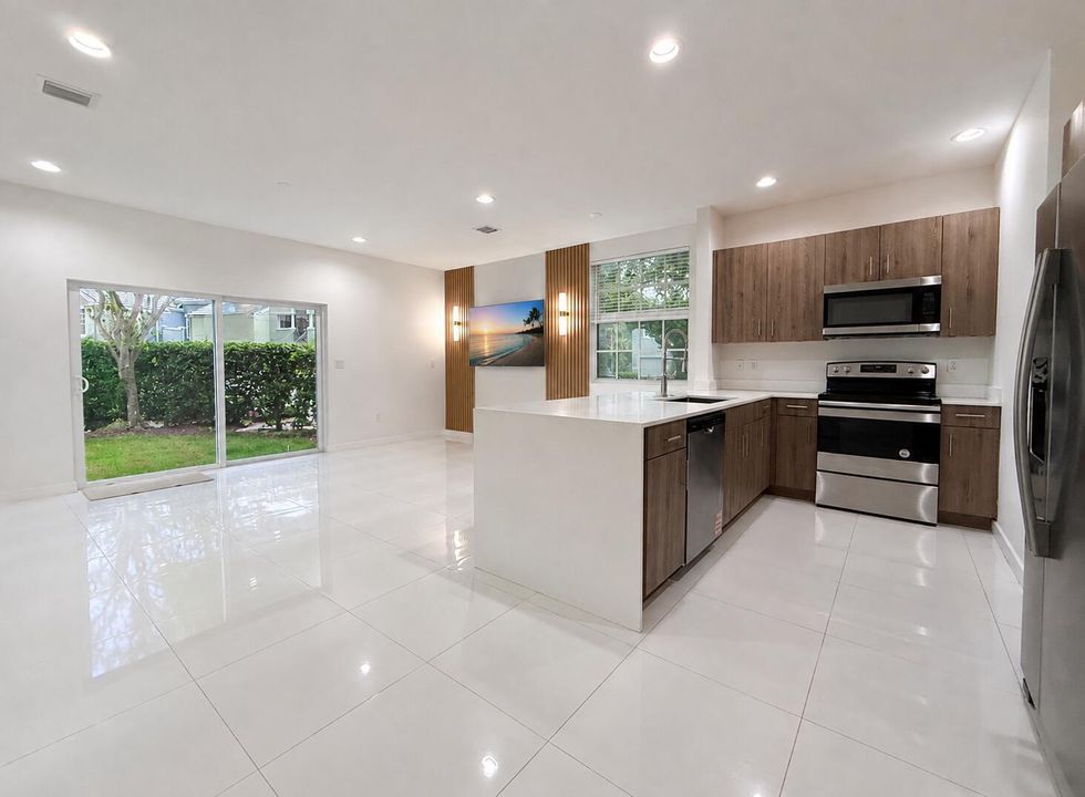 Kitchen / Living