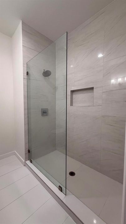 Primary shower